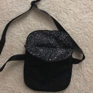 Lululemon crossbody or waistpack